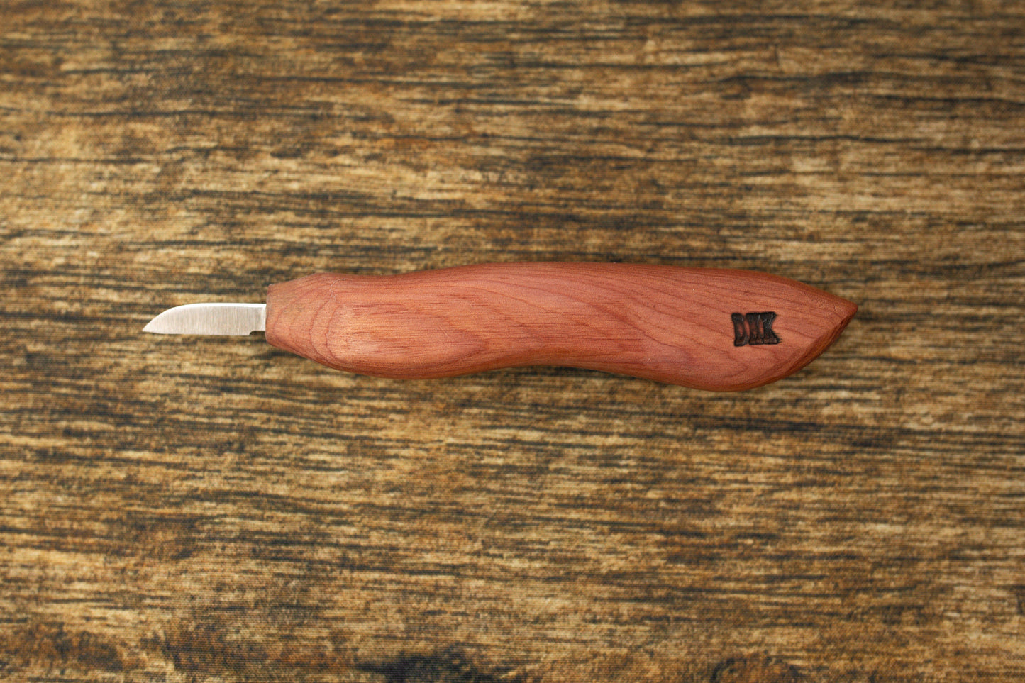 Curvy Handle Carving Knife